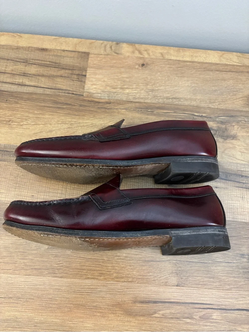 G.H. Bass & Co Weejuns Leather Penny Loafer Classic Preppy Men’s